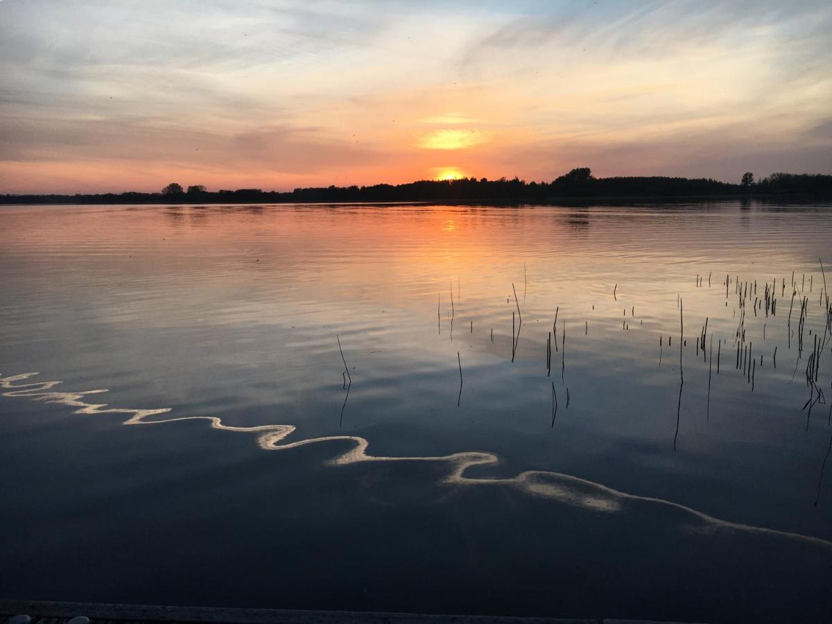 Villa Irene Am Inselsee Muhl Rosin Bagian luar foto